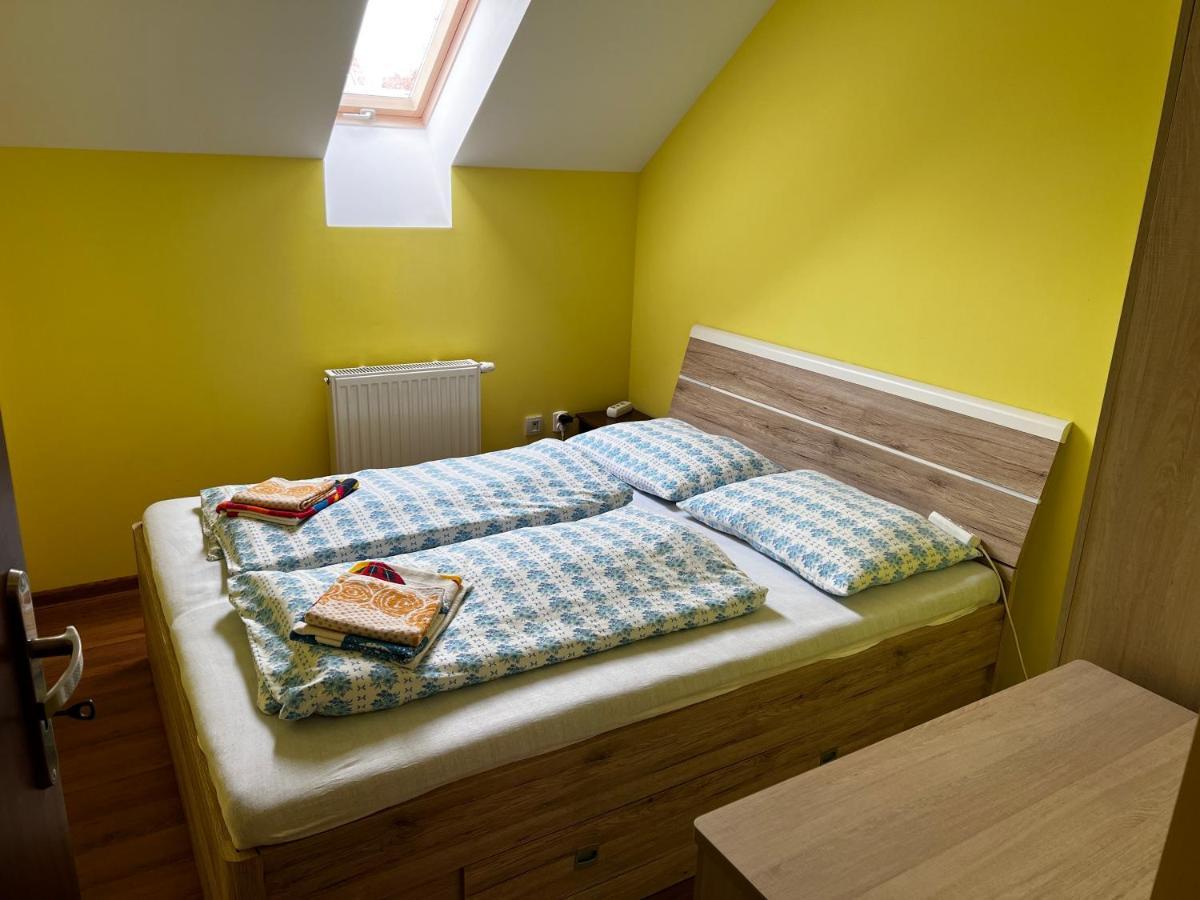 Privat Daniela Strba Apartment Bagian luar foto